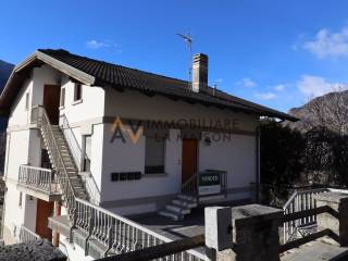 Villa in vendita a saint-vincent viale piemonte, 23