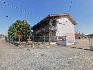 Casa indipendente in vendita a casaleone via giacomo puccini, 0