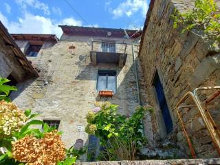 Casa indipendente in vendita a bagni di lucca 