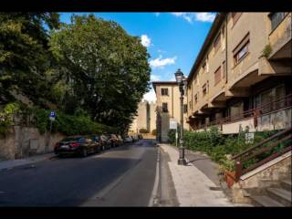 Posto auto in affitto a prato via del ceppo vecchio, 55