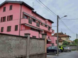 Magazzino all'asta a cerro maggiore via edmondo de amicis, 1/a