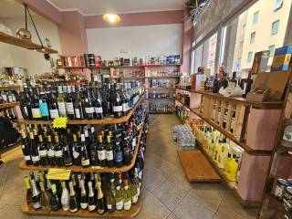 Enoteca/wine bar in vendita a piombino 