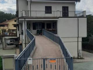 Villa a schiera in in vendita da privato a marzi via serafino mauro, 5f