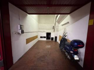 Garage in vendita a torino via barletta, 133