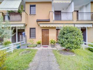 Villa a schiera in vendita a dormelletto via monte leone