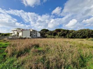 Terreno residenziale in vendita a fiumicino via santa teresa di gallura