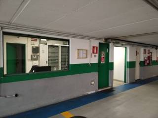 Garage in vendita a milano via correggio, 3