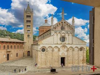 Appartamento in vendita a massa marittima piazza giuseppe garibaldi