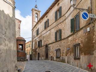 Casa indipendente in vendita a chiusdino via roma