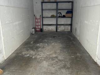 Garage in affitto a monza viale elvezia, 14