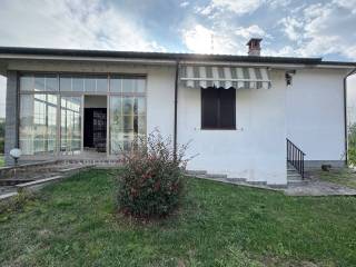 Villa in vendita a mortara via 20 settembre