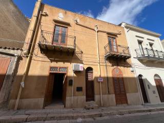 Casa indipendente in vendita a castellammare del golfo via mamiani, 69