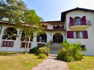 Villa in affitto a forte dei marmi via carlo carrà