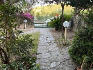 Villa bifamiliare in in affitto da privato a barano d'ischia via spalatriello, 99