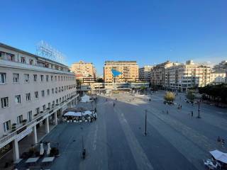 Appartamento in vendita a pescara piazza della rinascita, 13