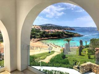 Villa in vendita ad arzachena cala del faro, porto cervo