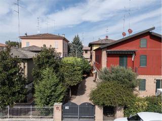 Casa indipendente in vendita a modena via pisacane, 62/2