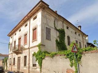 Casa indipendente in vendita a erbè via vittorio emanuele