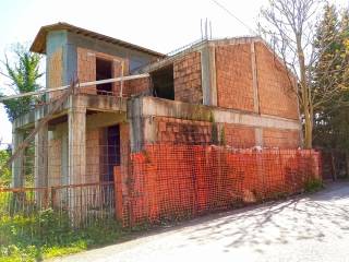 Villa all'asta ad arezzo località ottavo, 52100 arezzo ar, italia