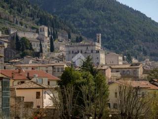 Appartamento in vendita a gubbio via platone