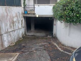 Garage in vendita a santa marinella via aurelio saffi, 8