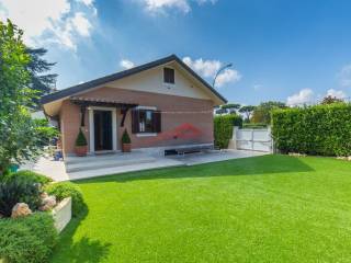 Villa in vendita a grottaferrata viale vittorio veneto