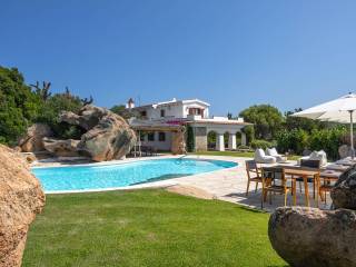 Villa in vendita a olbia loc. porto istana