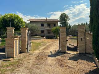 Villa in vendita ad atri strada comunale stracca