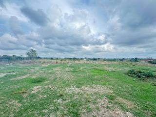 Terreno agricolo in vendita a cerveteri via fosso della tomba