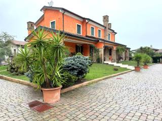 Villa in vendita a rosolina strada statale romea