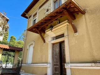 Villa in vendita a fiuggi via dei villini, 87