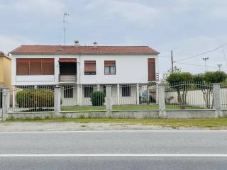 Villa in in affitto da privato a trino strada provinciale del monferrato