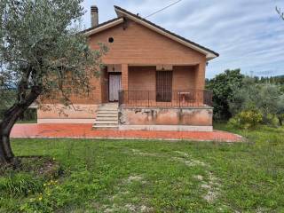 Villa in in vendita da privato a selci via pantano, 8