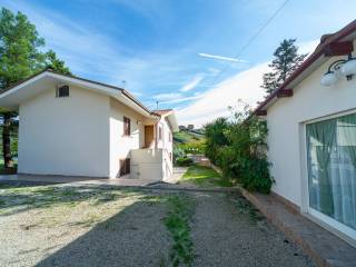 Villa bifamiliare in vendita a sant'elpidio a mare strada fonte lebrige