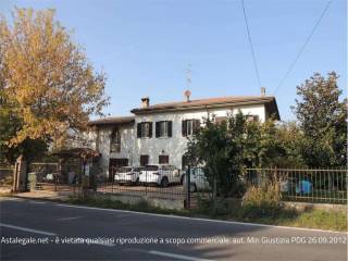 Casa indipendente all'asta a torrazza coste via voghera , 40