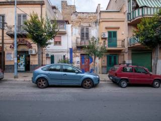 Casa indipendente in vendita a bagheria via ignazio lanza di trabia, 89