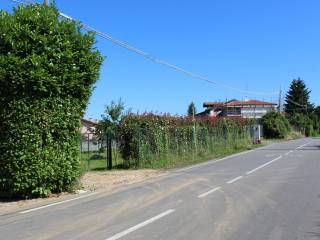 Terreno residenziale in vendita a carnago via cesare battisti, 35