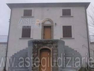 Appartamento all'asta ad archi contrada caduna