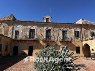 Casale in vendita a riesi strada statale 190