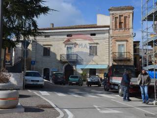 Casa indipendente in vendita a mafalda piazza della libertà, 18