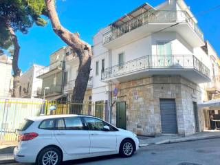 Casa indipendente in vendita a canosa di puglia via s. pio x, 3