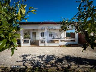 Villa in vendita a castellammare del golfo contrada dagala secca