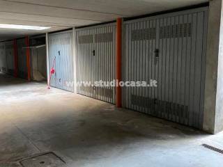 Garage in vendita a stezzano 