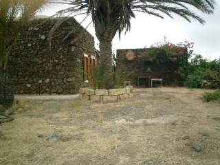 Casa indipendente in vendita a pantelleria strada panoramica