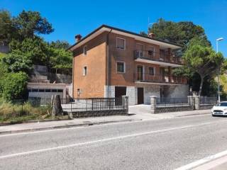 Villa in vendita a muggia via trieste, 2, 34015 muggia ts, italia