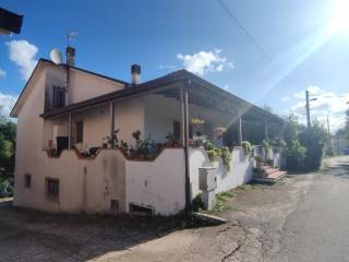 Villa in vendita a cassino via n. marsella