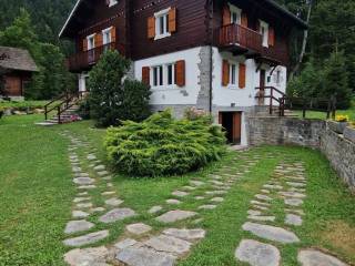 Villa in affitto a macugnaga via don sisto bighiani, 3