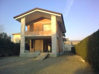 Villa in vendita a chioggia via primavera s.n.c.