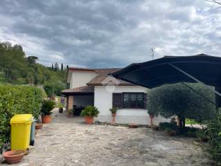 Casa indipendente in vendita ad atina via gallinaro, 88