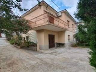 Villa in in vendita da privato a trieste via umberto felluga, 88